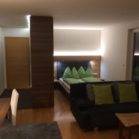 Haus Arosa Apartment Петной ам Арлберг Екстериор снимка