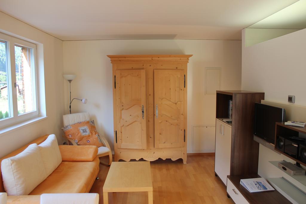 Haus Arosa Apartment Петной ам Арлберг Екстериор снимка